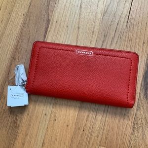 COACH Park Accordion Zip Wallet | Red | OS